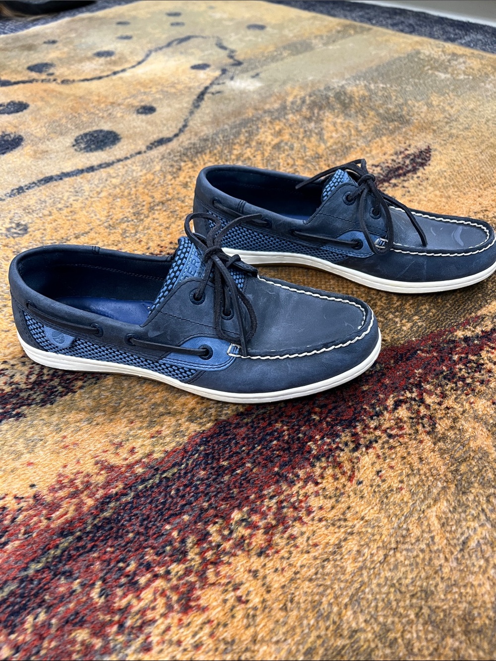 Sperry women’s boat shoe blue leather